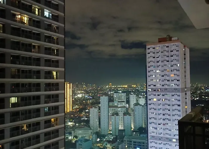 1br Condotel With Balcony At Edsa Aparthotel