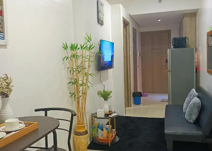 Aparthotel 1br Condotel With Balcony At Edsa