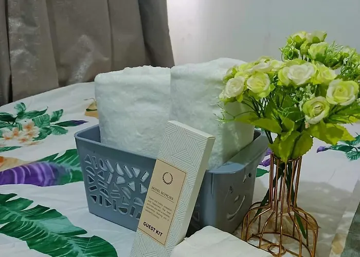 Aparthotel 1br Condotel With Balcony At Edsa *